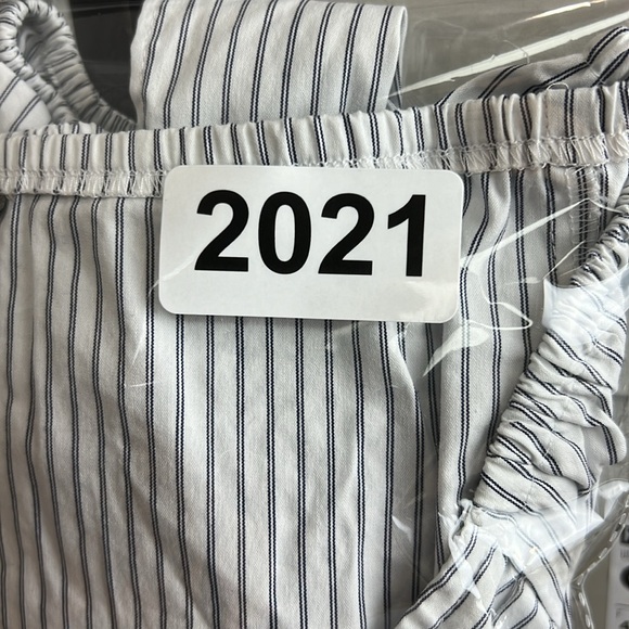 Express Striped Blouse V neck Women's Size XS White Ties on back - Picture 14 of 14